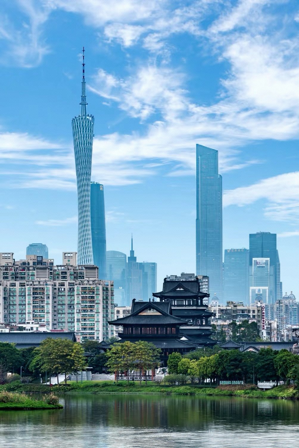 粤海烟波万里舟，广东水乡风情画卷