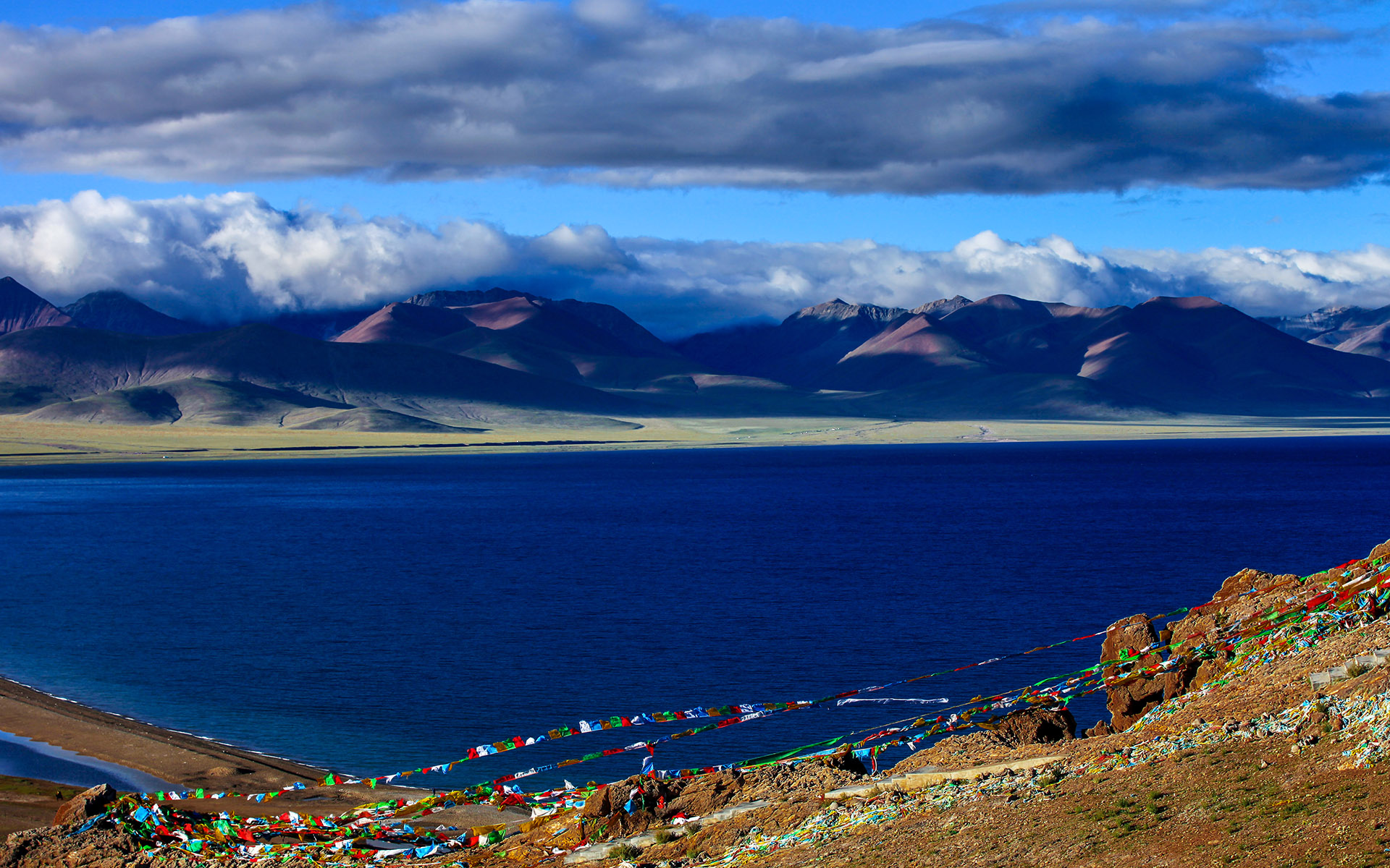 拉萨小巷,藏匿时光的小店传奇