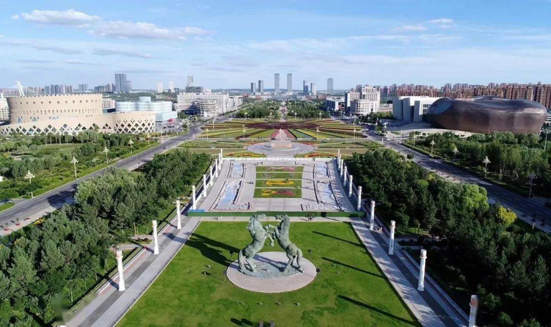 鄂尔多斯绿色转型，开启高质量发展新篇章